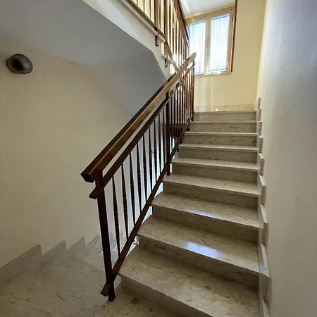 Private With Large Terrace In Salento