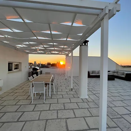 Private With Large Terrace In Salento